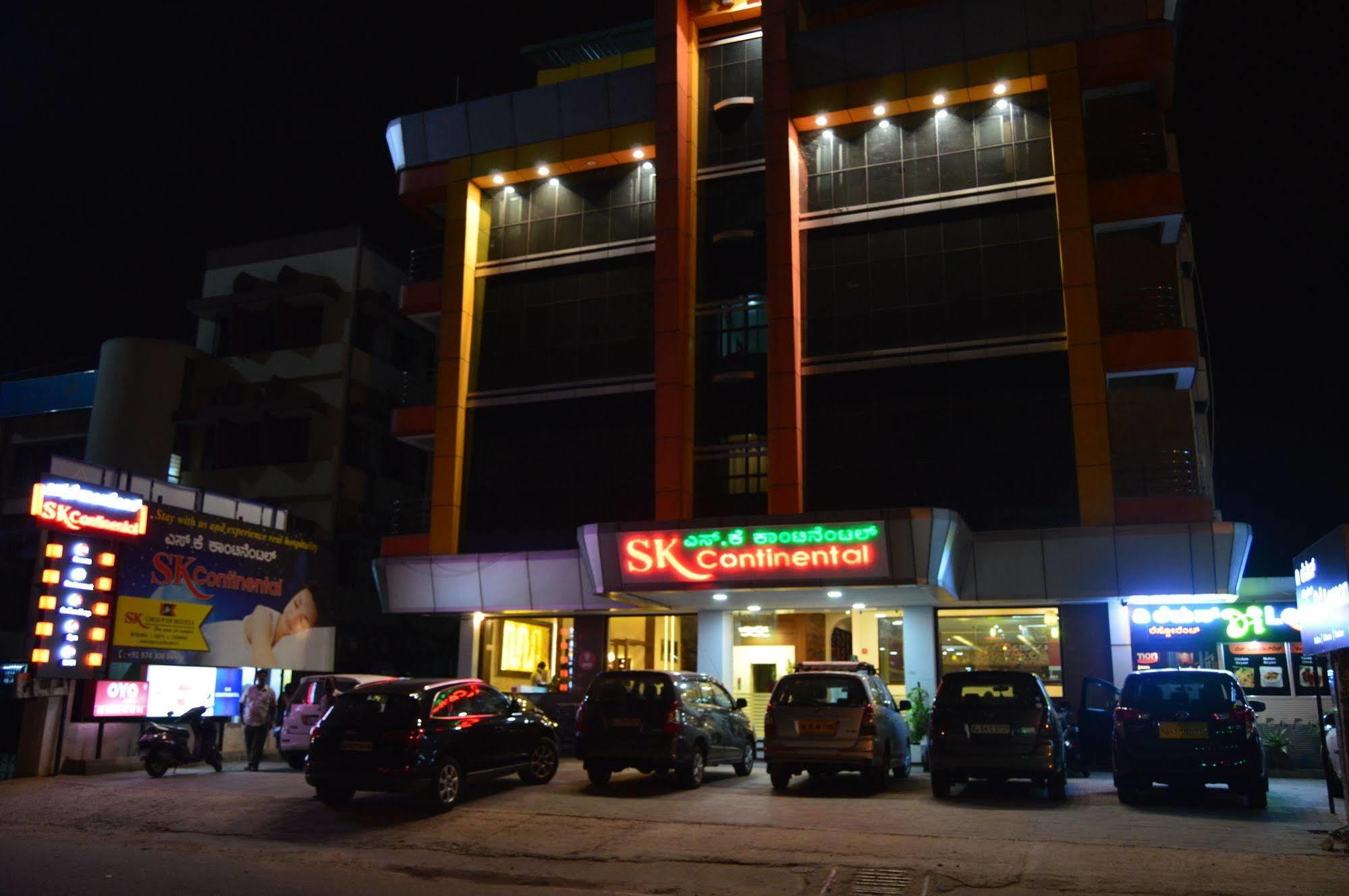 Qik Stay @ S.K. Continental Мисор Екстериор снимка